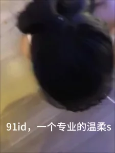 调教02年嫩母狗之爬行阳具插逼，完整版主页，